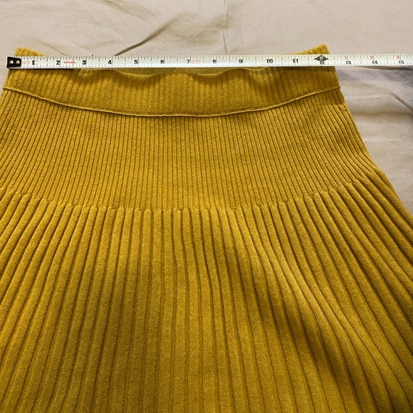 Aerie mustard sweater mini skirt Size XS - Picture 8 of 10